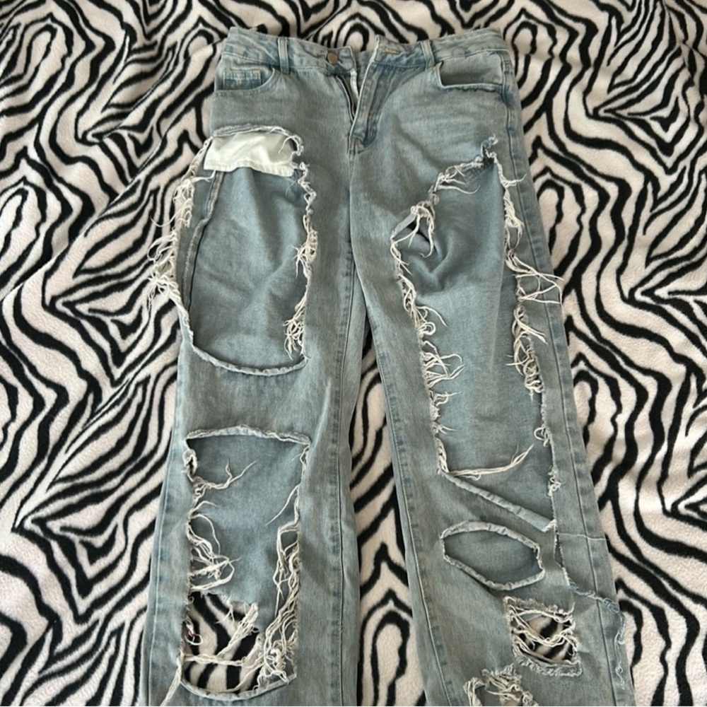 Shein Baggy Jeans 
Size Medium